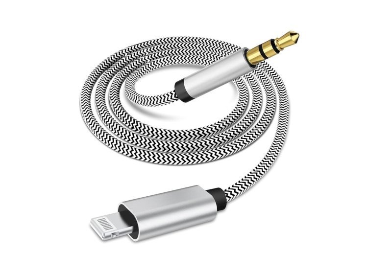 Heatz Aux 3.5 to Lightning Aux Audio Cable 1.M